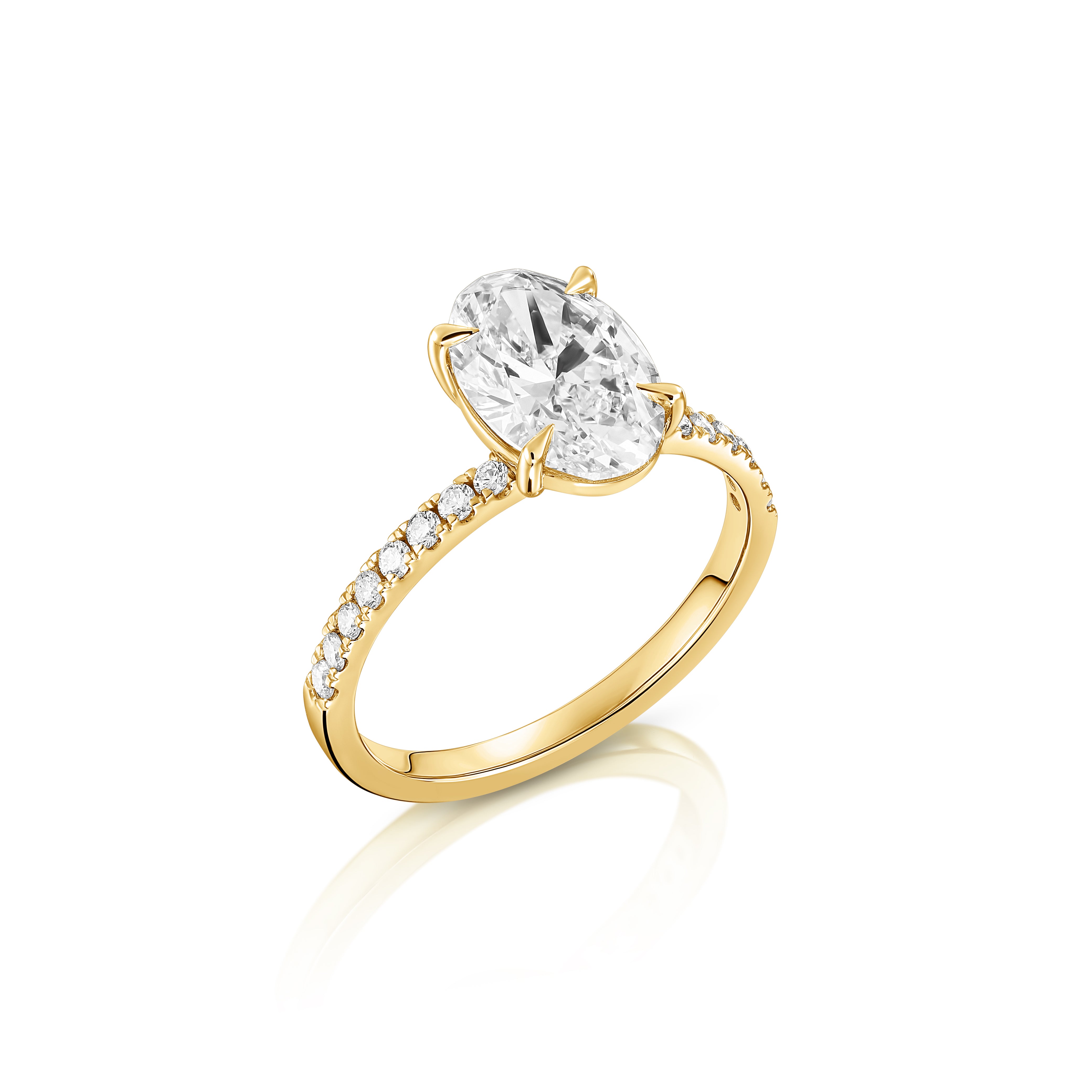 טבעת סוליטר קלאסית עם יהלומי צד | יהלומי מעבדה CVD | גודל כולל 2.360 קראט | זהב לבן 14 קראט | דגם רוני